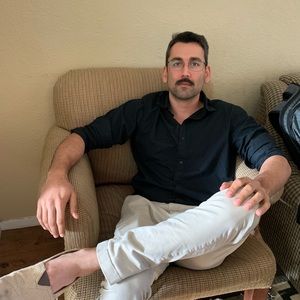 Meet your Posher, Farid